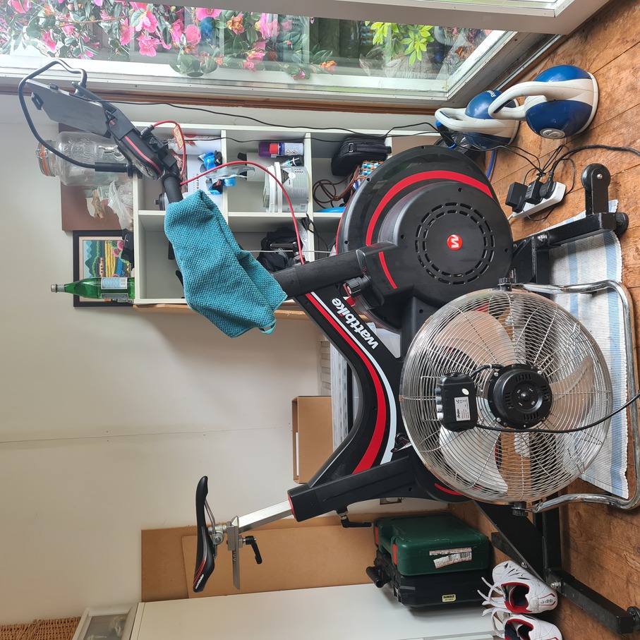 Side view of a watt bike